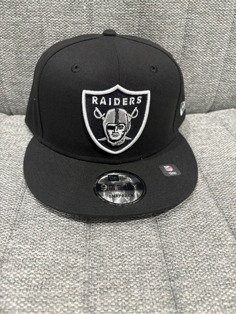 Brand New Las Vegas Raiders New Era NFL SnapBack Adjustable Hat